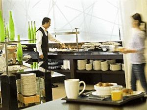 تور دبی هتل ایبیس سیتی سنتر - آژانس هواپیمایی و مسافرتی آفتاب ساحل آبی 